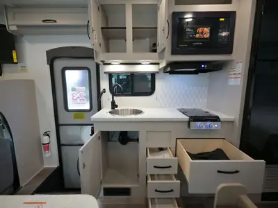 2027 Entegra Coach Odyssey SE photo 10