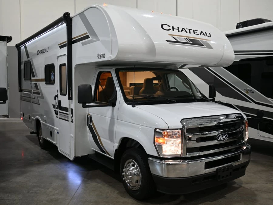 2027 Thor Motor Coach Chateau exterior