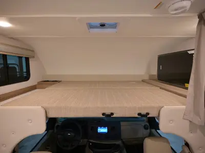 2027 Thor Motor Coach Chateau photo 4
