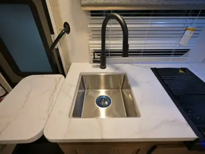 2027 Thor Motor Coach Chateau photo 11