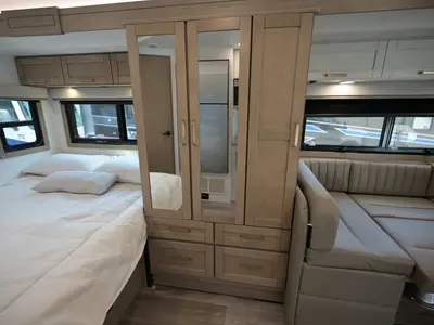 2027 Entegra Coach Odyssey photo 18
