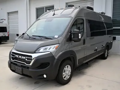 2027 Thor Motor Coach Tellaro photo 24