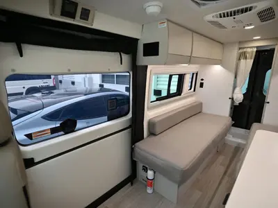2027 Thor Motor Coach Tellaro photo 15
