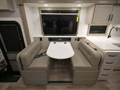 2027 Entegra Coach Vision XL photo 9