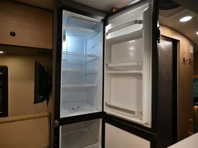 2027 Entegra Coach Expanse photo 18