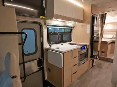 2027 Thor Motor Coach Compass AWD photo 5