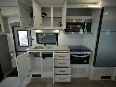 2027 Entegra Coach Odyssey photo 10
