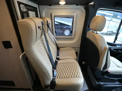 2027 Tiffin Motorhomes GH1 photo 14
