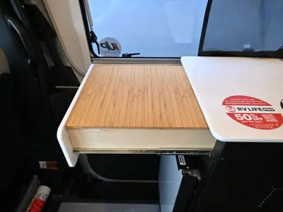 2027 Tiffin Motorhomes GH1 photo 9