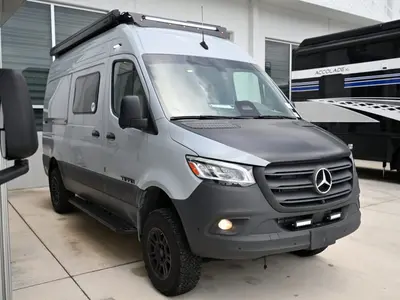 New 2027 Tiffin Motorhomes GH1 19AV