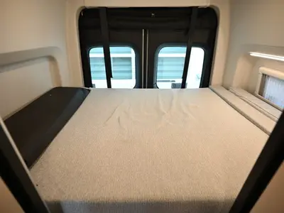 2027 Tiffin Motorhomes GH1 photo 19