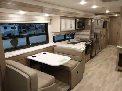 2027 Thor Motor Coach Windsport photo 6