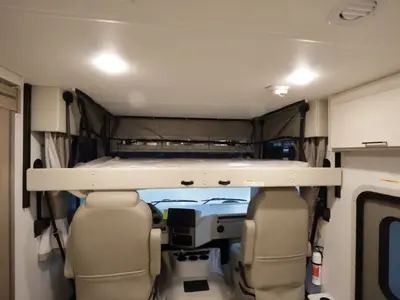 2027 Thor Motor Coach Windsport photo 4