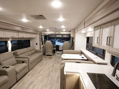 2027 Thor Motor Coach Windsport photo 3
