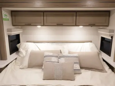 2027 Thor Motor Coach Windsport photo 25