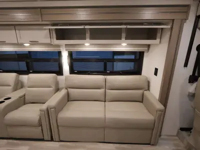 2027 Thor Motor Coach Windsport photo 17