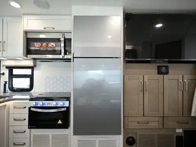 2027 Entegra Coach Odyssey photo 12