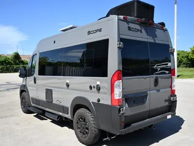 2027 Thor Motor Coach Scope photo 25