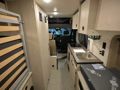 2027 Winnebago Solis photo 4