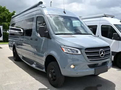 New 2027 Entegra Coach Insignia 24B