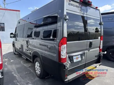 2026 Thor Motor Coach Sequence Sport photo 6