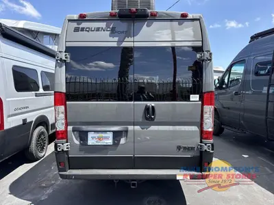 2026 Thor Motor Coach Sequence Sport photo 7