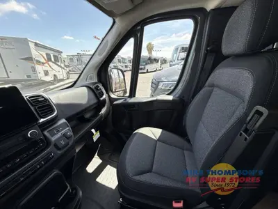 2026 Thor Motor Coach Sequence Sport photo 18