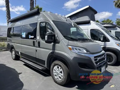 2026 Thor Motor Coach Sequence Sport photo 2