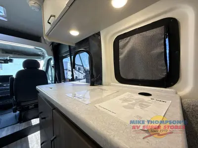 2026 Thor Motor Coach Sequence Sport photo 22