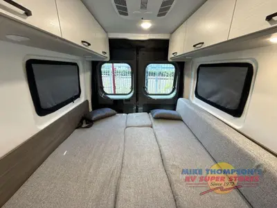 2026 Thor Motor Coach Sequence Sport photo 26
