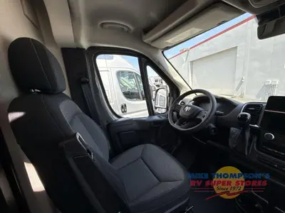 2026 Thor Motor Coach Sequence Sport photo 17