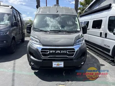 2026 Thor Motor Coach Sequence Sport photo 3