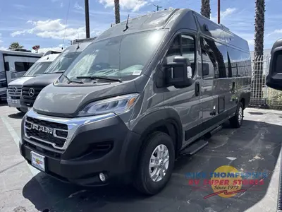 2026 Thor Motor Coach Sequence Sport photo 4