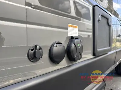 2026 Thor Motor Coach Sequence Sport photo 31