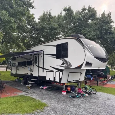 Used 2023 Grand Design Reflection 150 Series 298BH