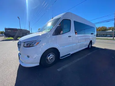 2023 Airstream Interstate 24GL photo 4