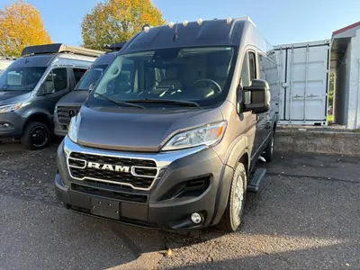 Used 2025 Jayco Comet 18C