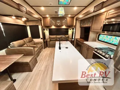 2022 Grand Design Solitude S-Class photo 15
