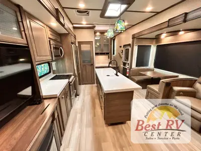 2022 Grand Design Solitude S-Class photo 40