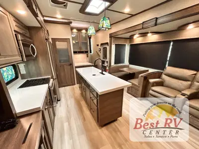 2022 Grand Design Solitude S-Class photo 41