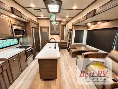 2022 Grand Design Solitude S-Class photo 46
