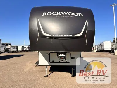 2027 Forest River Rockwood Signature photo 9
