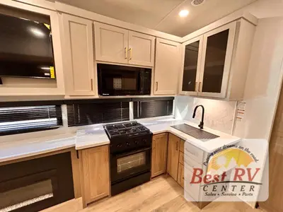 2027 Forest River Rockwood Signature photo 39