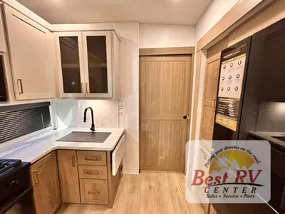 2027 Forest River Rockwood Signature photo 43