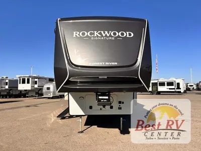 2027 Forest River Rockwood Signature photo 9