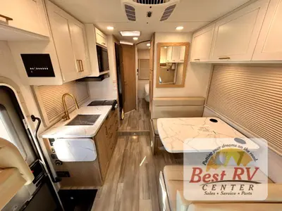 2027 Thor Motor Coach Four Winds photo 9