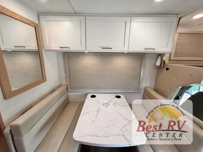 2027 Thor Motor Coach Four Winds photo 15