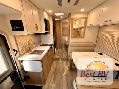 2027 Thor Motor Coach Four Winds photo 11