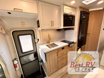 2027 Thor Motor Coach Four Winds photo 22