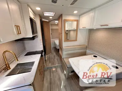 2027 Thor Motor Coach Four Winds photo 12